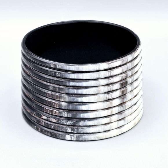 Ombre Wide Bangle Bracelet Ivory Black Ribbed Tribal Statement Jewelry - Picture 4 of 6